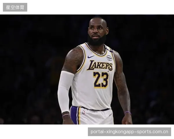 NBA球星抛投命中稳如老狗——探秘篮球场上的“稳如泰山”技能